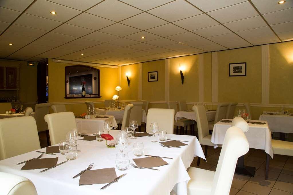 Brit Hotel Le Lion D'Or Chinon Restaurante foto