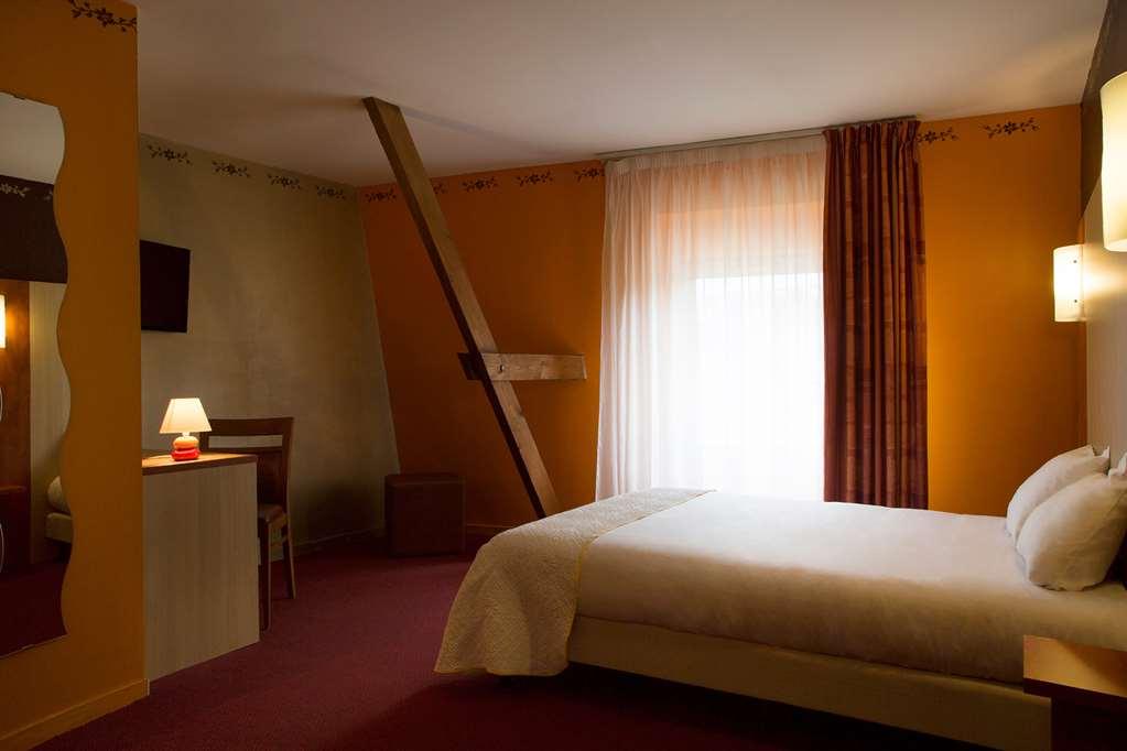 Brit Hotel Le Lion D'Or Chinon Quarto foto